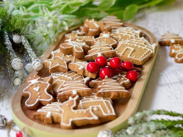Easy Ginger Bread Cookies on a platter